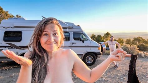 nuda in camper nude